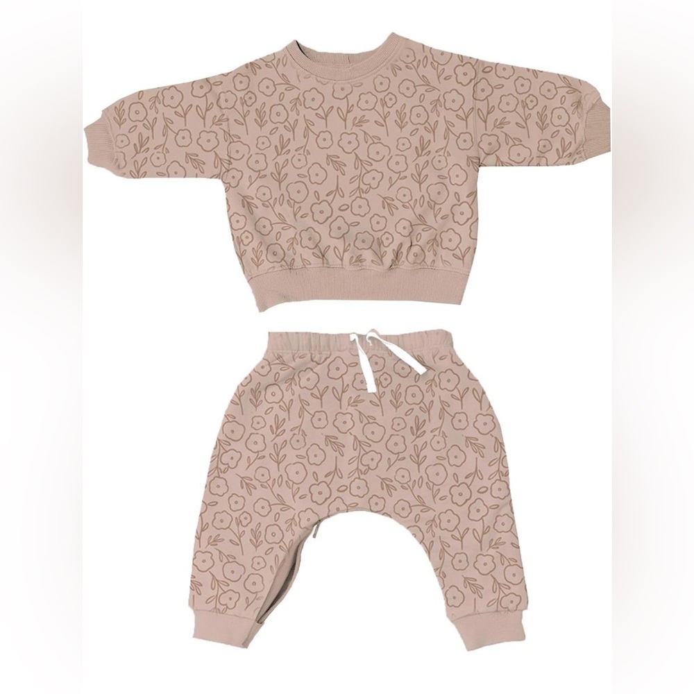 Gunamuna Fleece Sweatsuit, Easy Diaper Changes